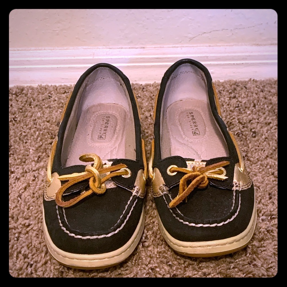 NWOT Sperry Boat Shoe- Black/Gold laces